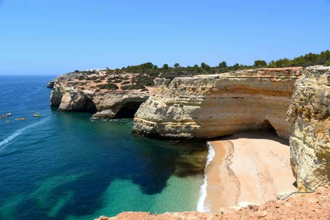 Algarve, Portugal. (Photo: Melanie Arouk via Unsplash)