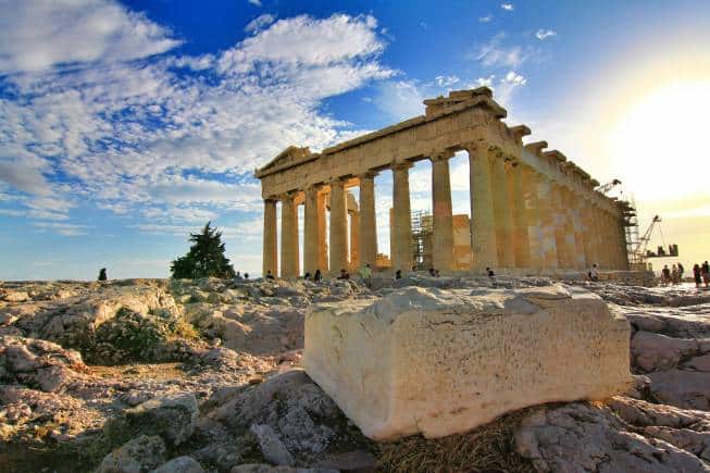 Temple of Parthenon, Greece. (Photo: Patrick via Unsplash)
