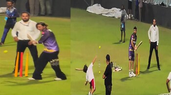 SRK boosts KKR's practice session (Video Grab)