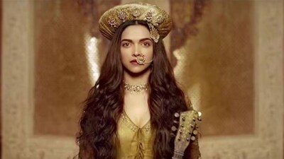 Deepika Padukone's Deewani Mastani song gets featured on Oscars' official Instagram handle; Ranveer Singh reacts
