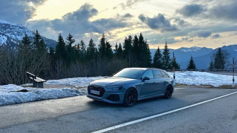 The Drive Report: Audi RS4 Avant - Vimarsana News