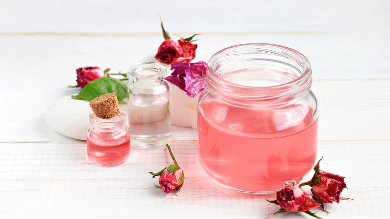 Rose water skin benefits: Stop acne and breakouts, soothe irritated skin with this natural elixir 