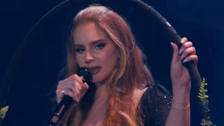Lana Del Ray's Coachella Weekend 2 performance. 