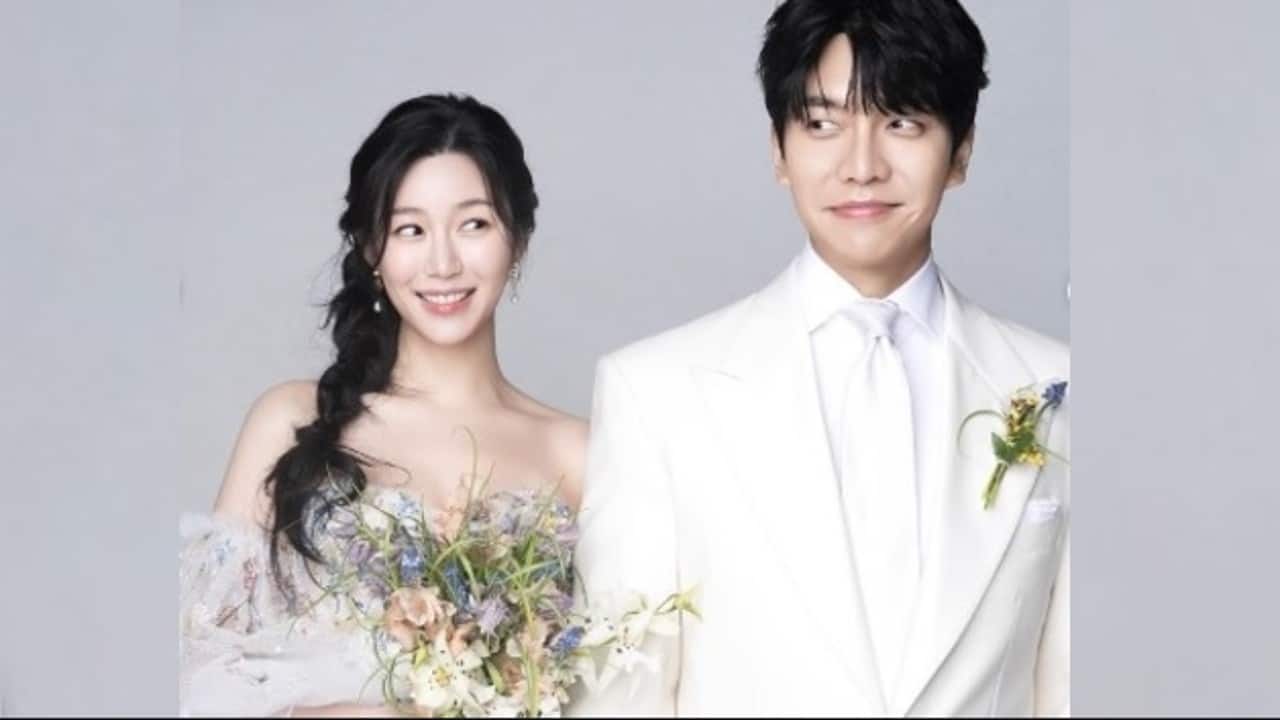 Lee Seung Gi and Lee Da In celebrate 1st wedding anniversary; share UNSEEN wedding photos