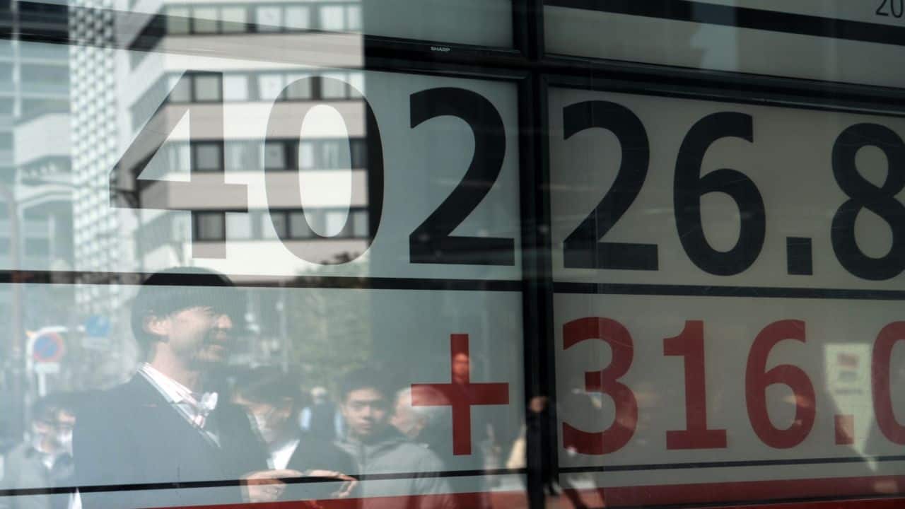 Investors favor Japan during earnings, shunning China and India