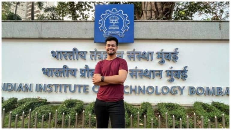 Microsoft techie's tip for students amid IIT-Bombay placement struggles: 'Don't run blindly for FAANG' - Vimarsana News