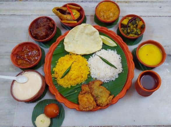 Poila Boisakh, or Bengali new year, feast. (Photo: Wikimedia Commons)