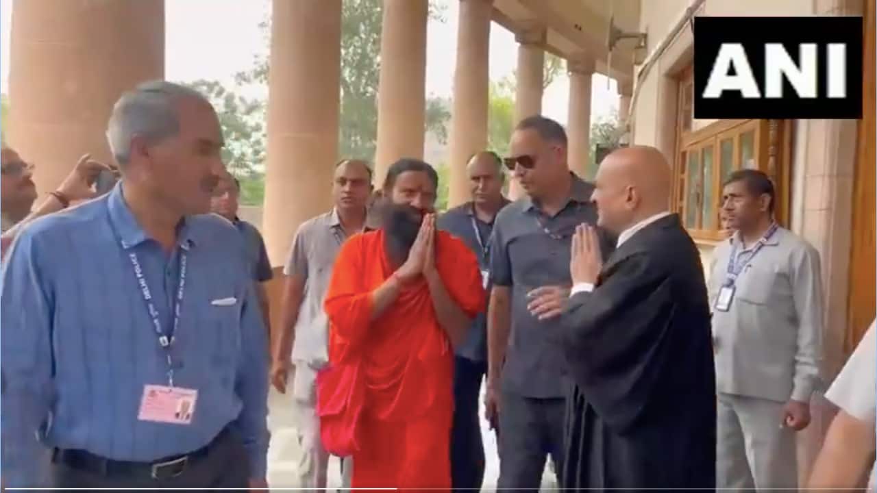 Ramdev, Patanjali publish new and 'bigger' apology a day after SC rap - Vimarsana News