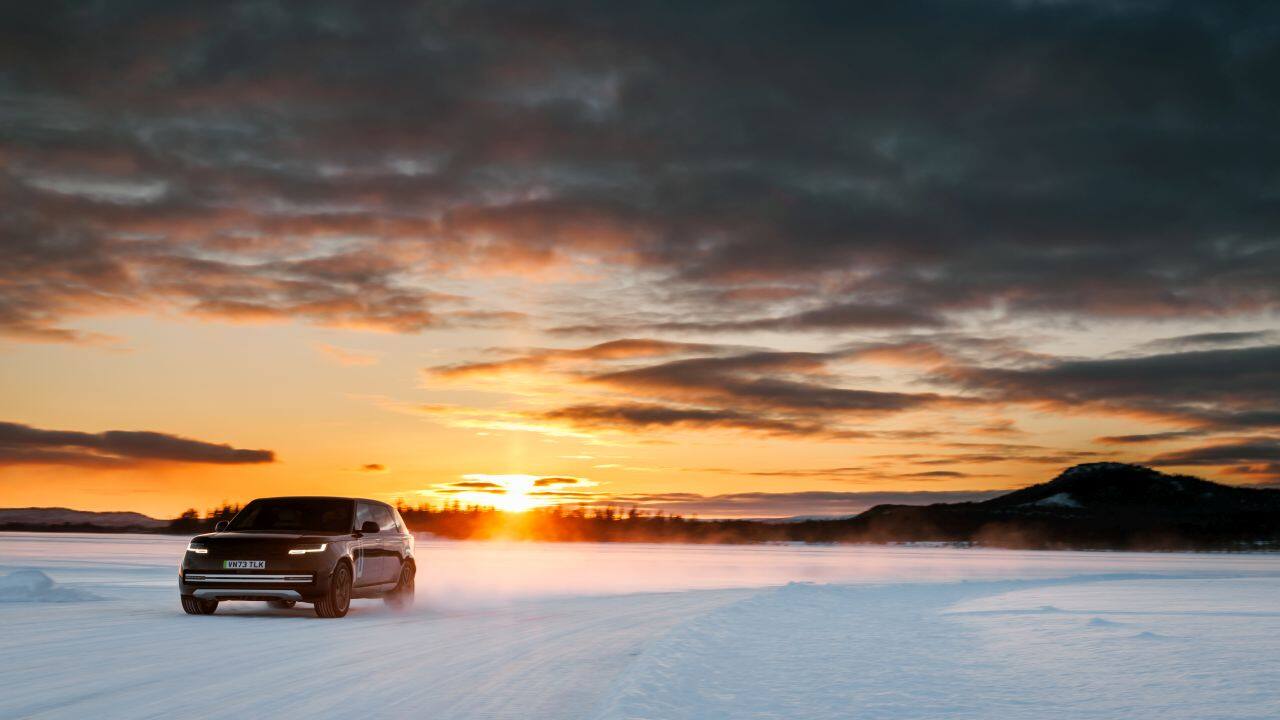 Range Rover Electric Undergoes Pre-production Test Runs In The Snow