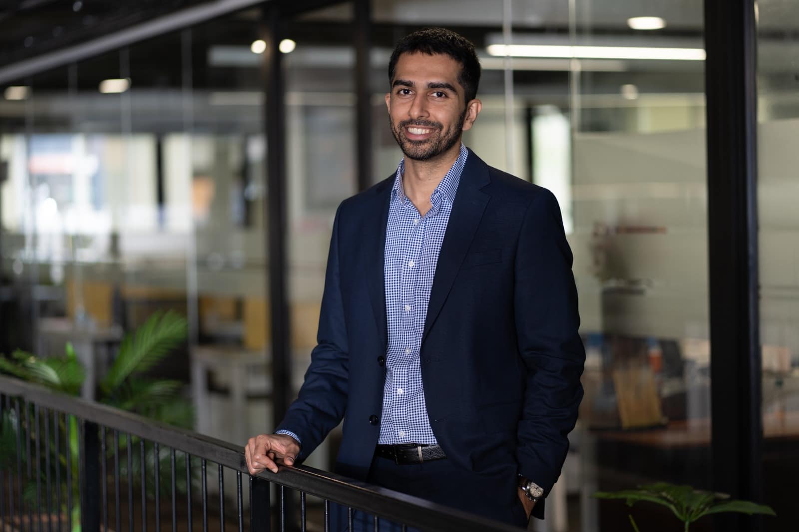 Fyers enters institutional broking, experts skeptical due to cost and margin challenges