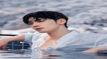Despite the intense scrutiny, Cha Eun-woo has managed to keep his personal life private, maintaining a low profile when it comes to his relationships.