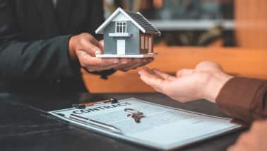 Finding the perfect home insurance plan: Protect your home and peace of mind