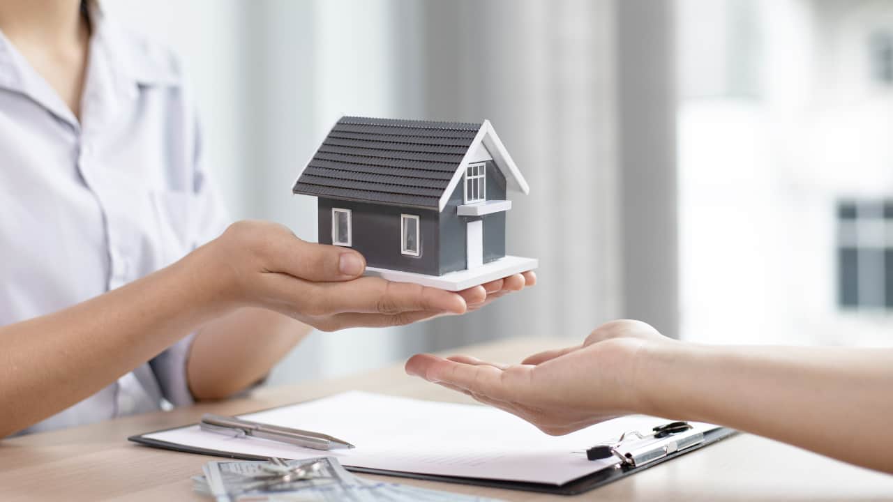 Applying for a home loan in India? Here is what NRIs need to know