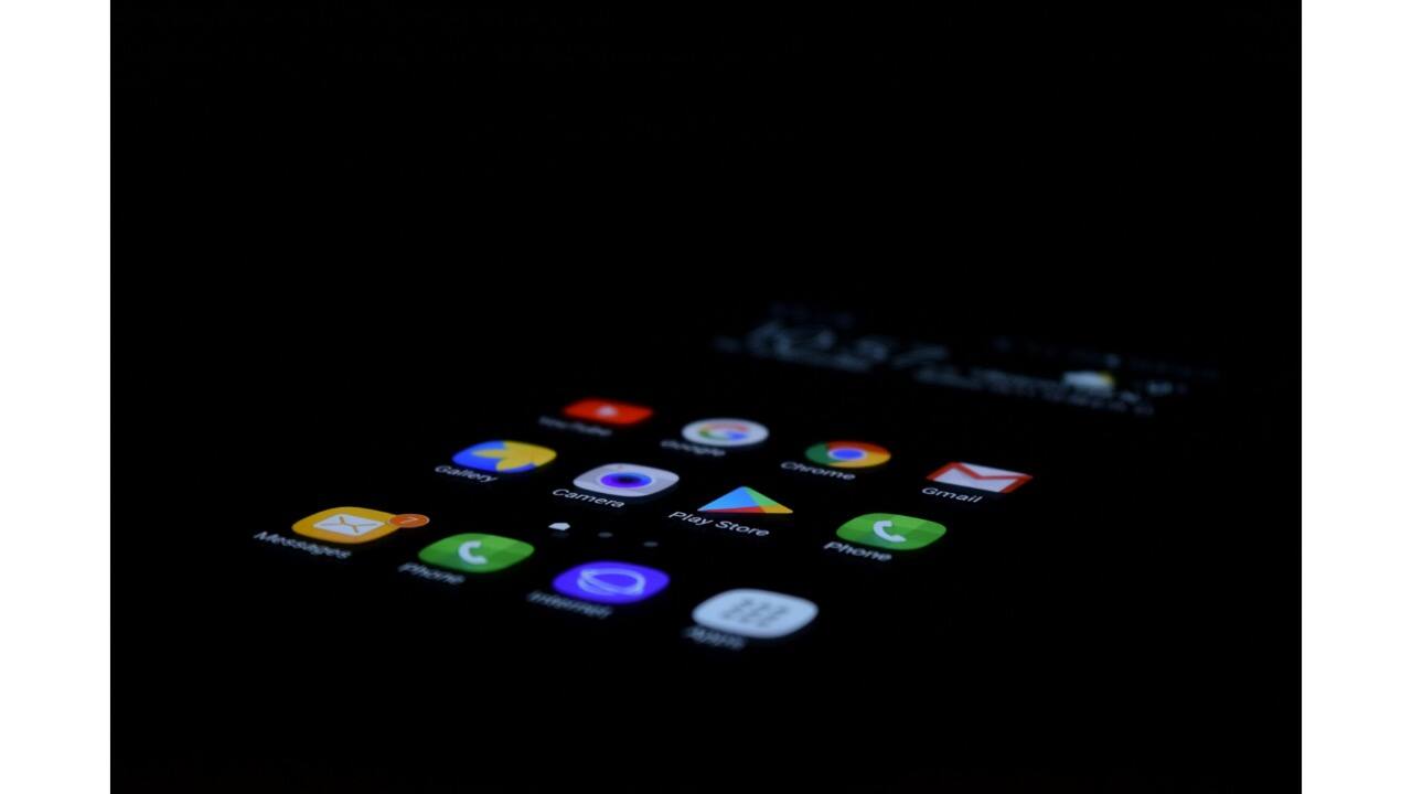 Google set to drop passwords for Play Store on Android phones