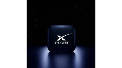 SpaceX may be building a Starlink-powered device to challenge smartphones