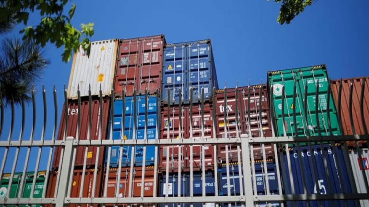World Bank calls upon India to lower tariff barriers to boost exports