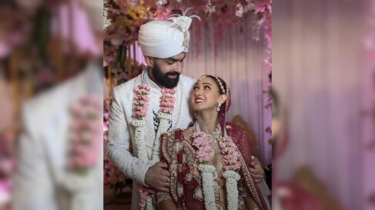 After White Wedding, actress Krissann Barretto And Nathan Karamchandani tie the knot in traditional Hindu ceremony