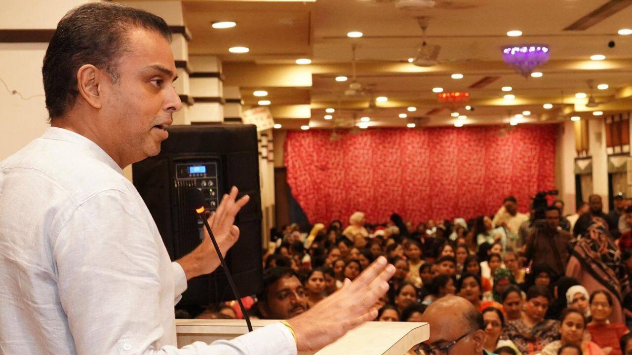 'Won't contest LS polls for first time in 20 years': Milind Deora - Vimarsana News