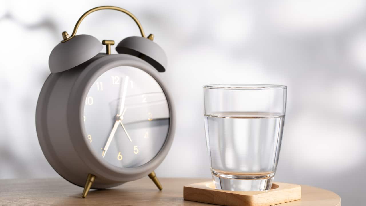 Best time to drink water during meal: Here's what the expert says