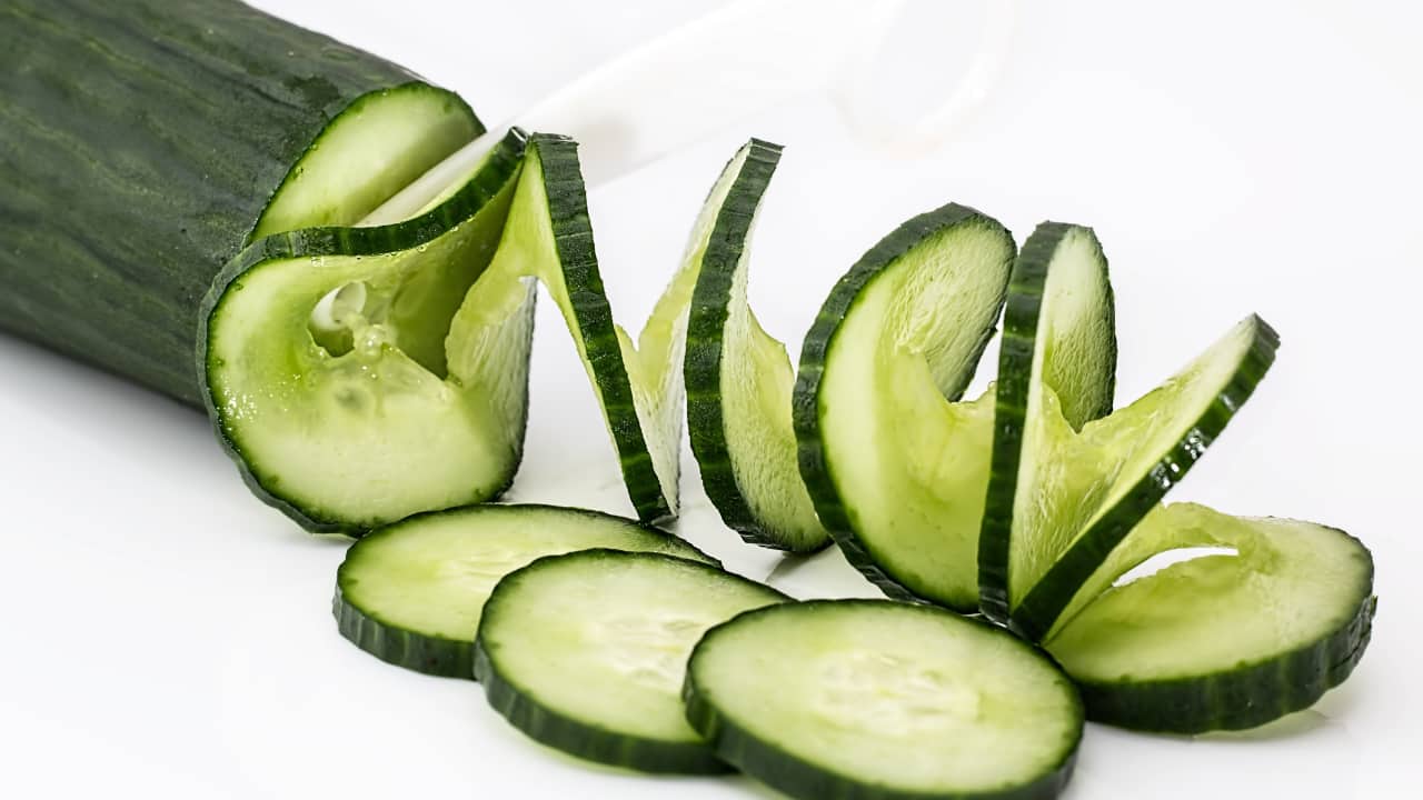 Benefits of cucumber: Your secret weapon for digestion and glowing skin