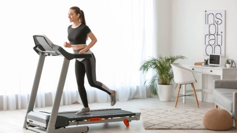 Full body: A full-body bodyweight workout is your best bet when you are pressed for time. These exercises use only your body weight as resistance to work all of the major muscle groups. Consider exercises like planks, lunges, squats, and push-ups that are all done in a circuit to increase efficiency. They not only increase strength and burn calories, but they also enhance functional fitness, which makes completing daily tasks simpler (Image: Canva)