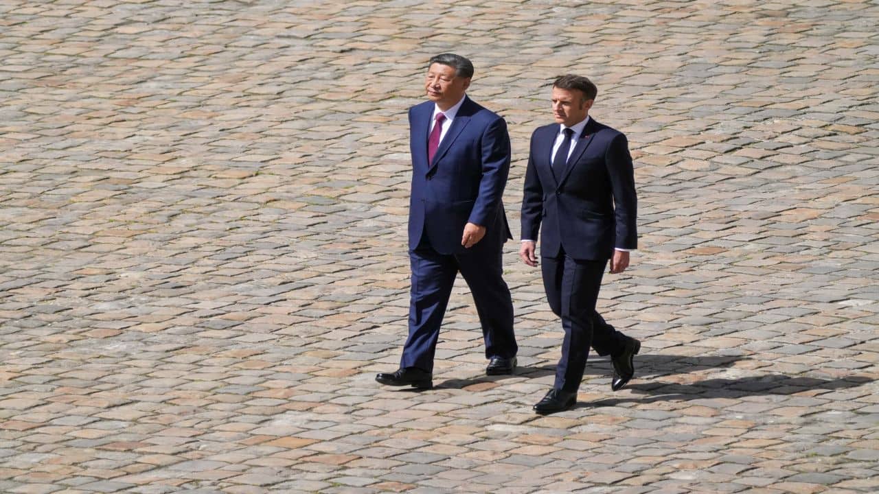 Xi Jinping urges Emmanuel Macron to help China to avoid a ‘new cold war’
