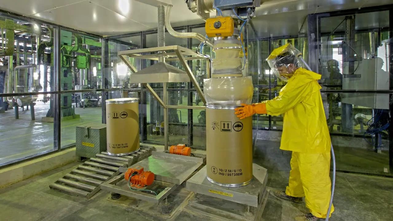 PI Industries Number of large-cap funds holding the stock: 6 Sample of large-cap funds holding the stock: Invesco India Largecap, Tata Large Cap and ITI Large Cap PI Industries Number of large-cap funds holding the stock: 6 Sample of large-cap funds holding the stock: Invesco India Largecap, Tata Large Cap and ITI Large Cap