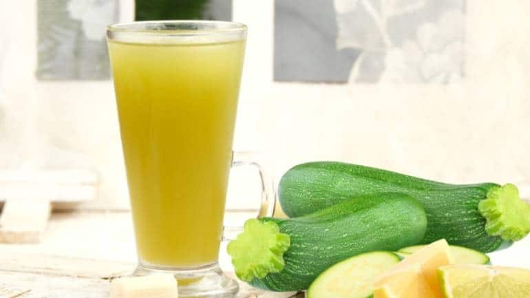 Zucchini and lemon infused water: Infuse slices of refreshing zucchini with tangy lemon slices and aromatic fresh ginger in a pitcher of cold water. Let the flavours meld in the refrigerator for a few hours before serving. Lastly, adding black salt and sugar to each recipe will enhance their flavours and provide a balanced taste profile. Adjust the amounts according to your taste (Image: Canva)