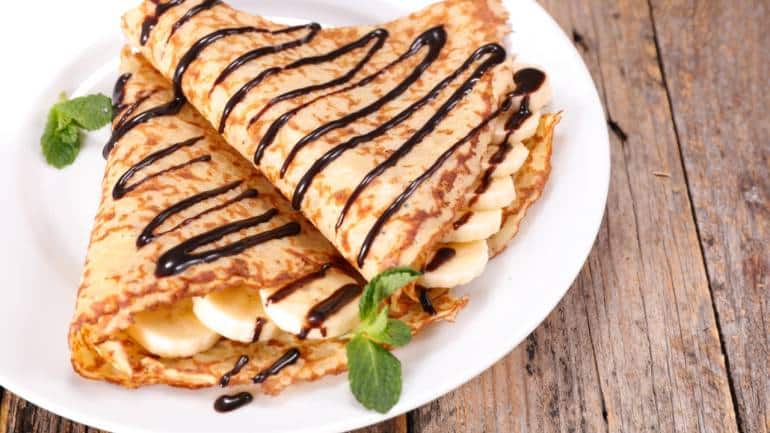 Mother's Day 2024 recipe: Banana Nutella Crepes (Image: Canva)