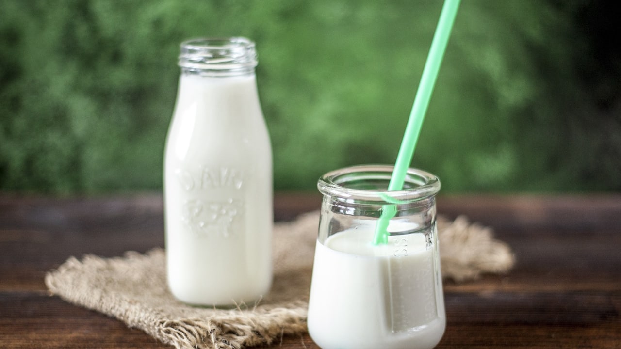 Buttermilk: Rich in probiotics, buttermilk aids digestion, improves metabolism, and keeps the body cool and hydrated. (Image: Canva)