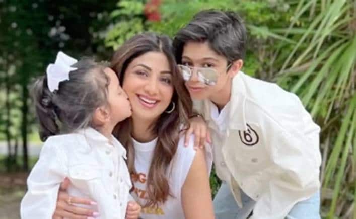 Shilpa Shetty with her son Viaan and daughter Samisha 