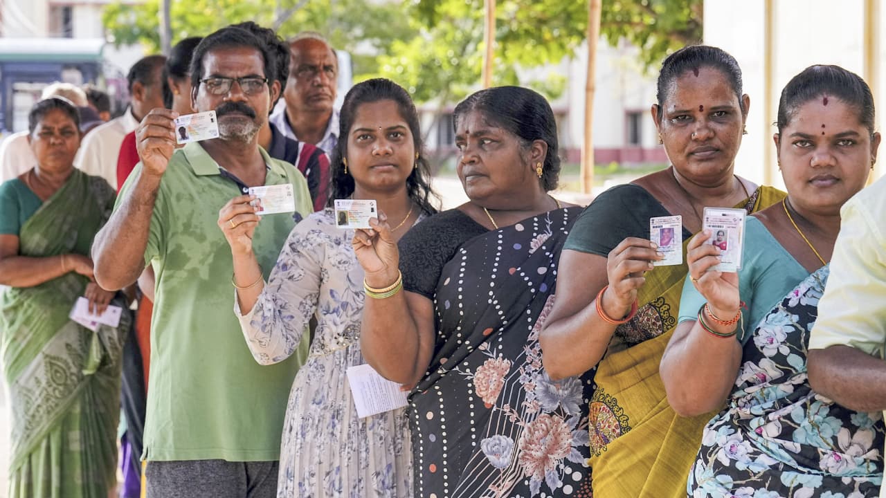 मुंबई लोकसभा चुनाव 2024 वोटिंग अपडेट: आरबीआई गवर्नर शक्तिकांत दास ने अपना वोट डाला, इसे 'गर्व का क्षण' बताया