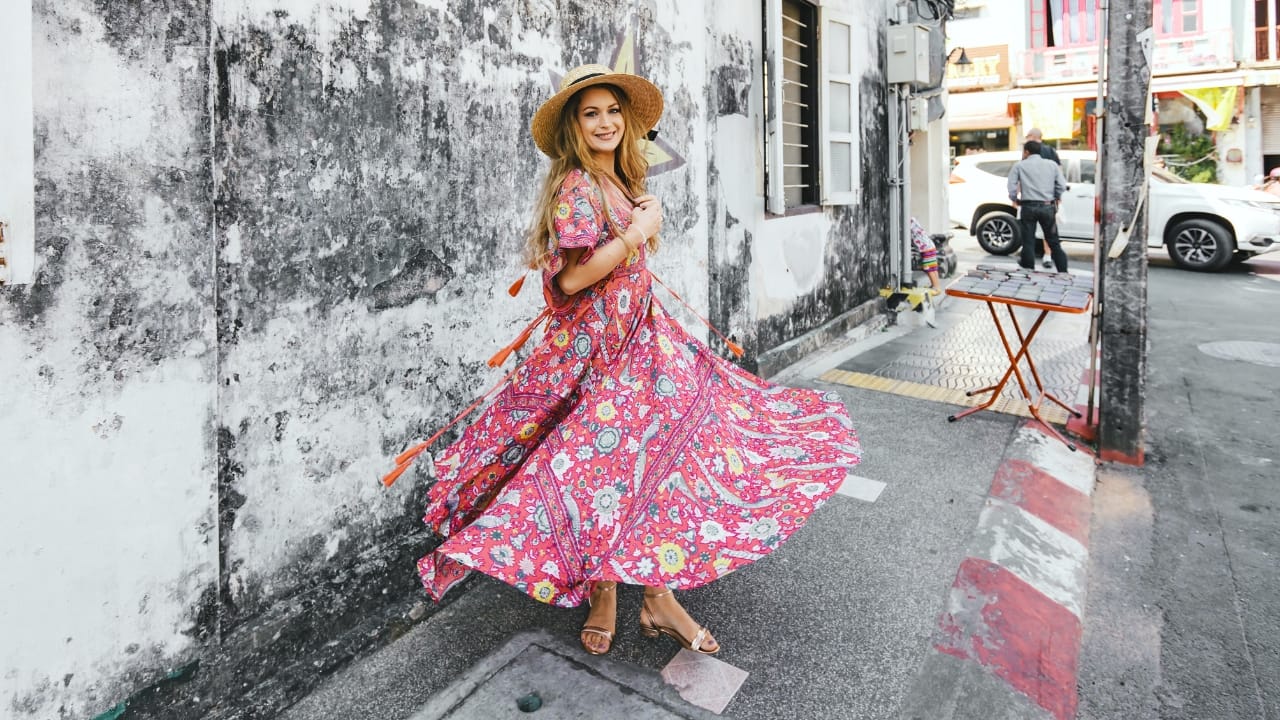 6 easy styling tips for fashionable travellers