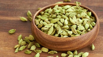 Health benefits of cardamom: The Queen of Spices contains cineole, an oil that fights bacteria associated with bad breath, cavities, as well as gum diseases (Image: Canva)