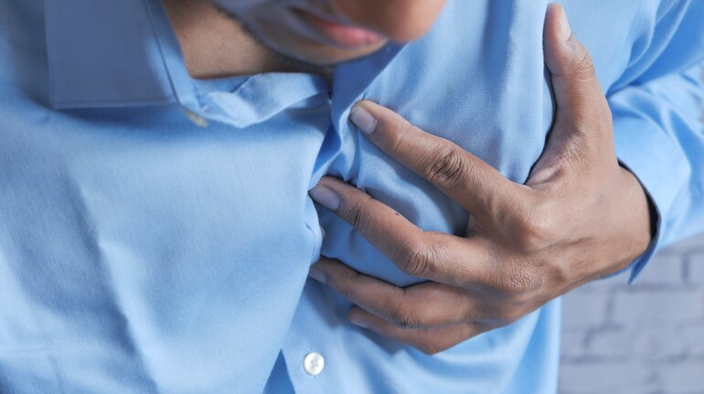 Prevent arterial plaque: High blood pressure, high cholesterol, smoking, diabetes, obesity, and a sedentary lifestyle can lead to plaque buildup in the arteries (Image: Canva)