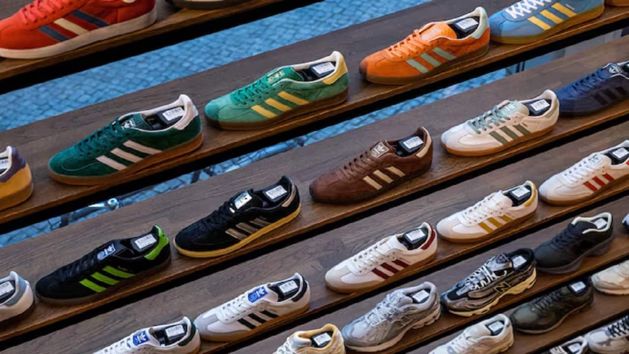adidas sneakers popular