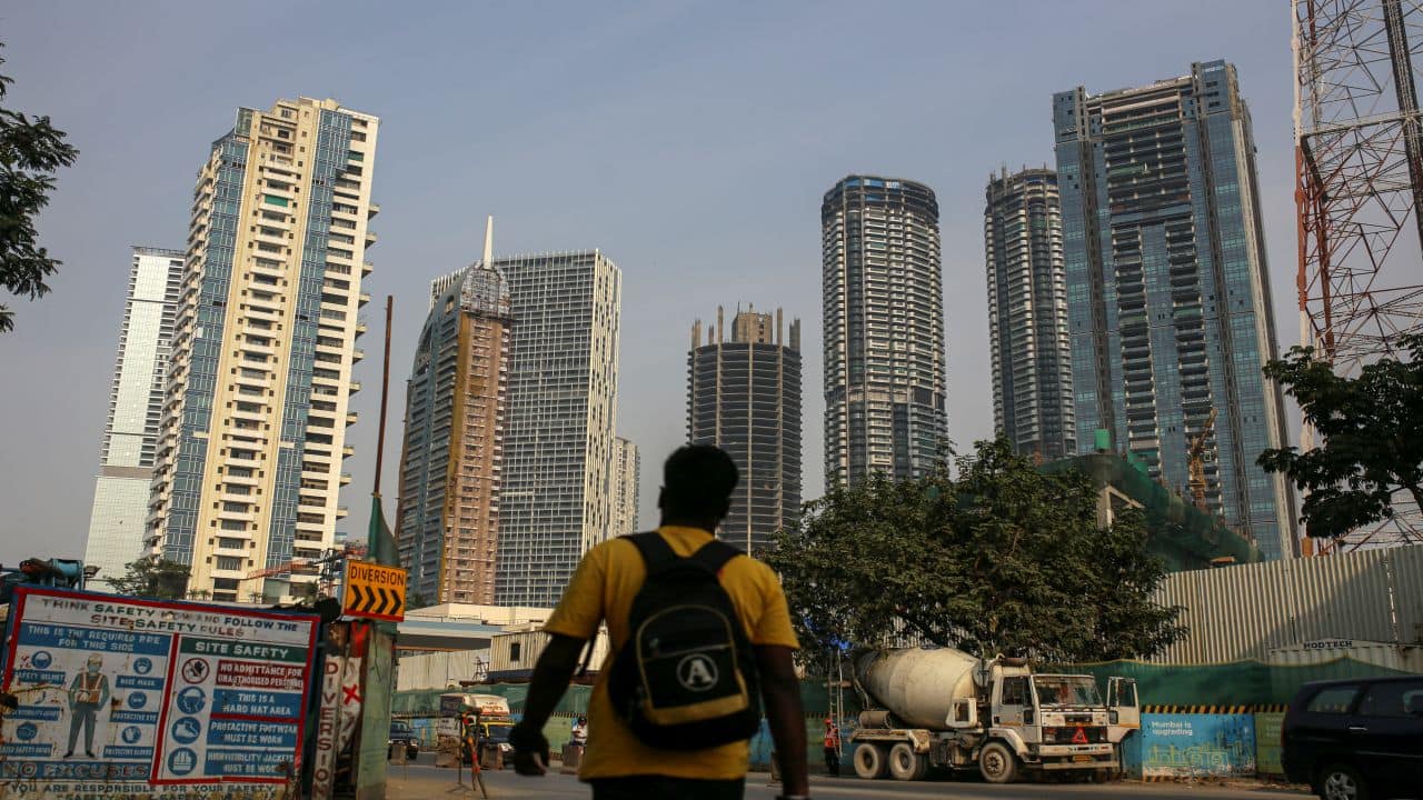 India’s biggest junk bond faces creditor demands as delay sought