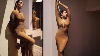 As soon as Sobhita posted the pictures, fans praised her and compared her to the Oscar statuette.