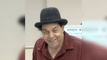 The actor, who has made a comeback on the silver screen with hit movies like 'Rocky Aur Rani Kii Prem Kahaani' and 'Teir Baaton Mein Aisa Uljha Jiya', smiled for the cameras as he went inside the polling booth.