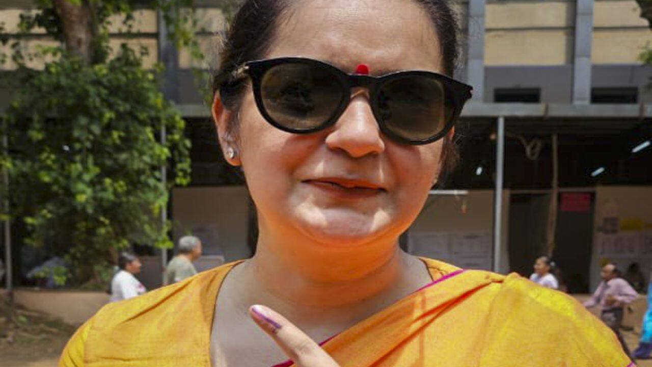 Shiv Sena (UBT) leader Priyanka Chaturvedi after casting her vote during the fifth phase of Lok Sabha elections, in Mumbai, Monday, May 20, 2024. (PTI Photo)