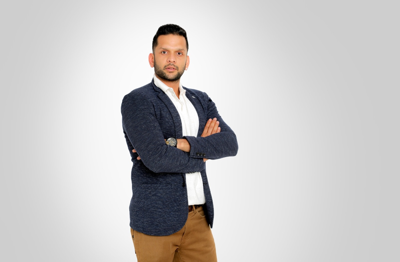 V2 Retail plans to open 40-50 stores in FY25; sees double-digit rise in footfalls