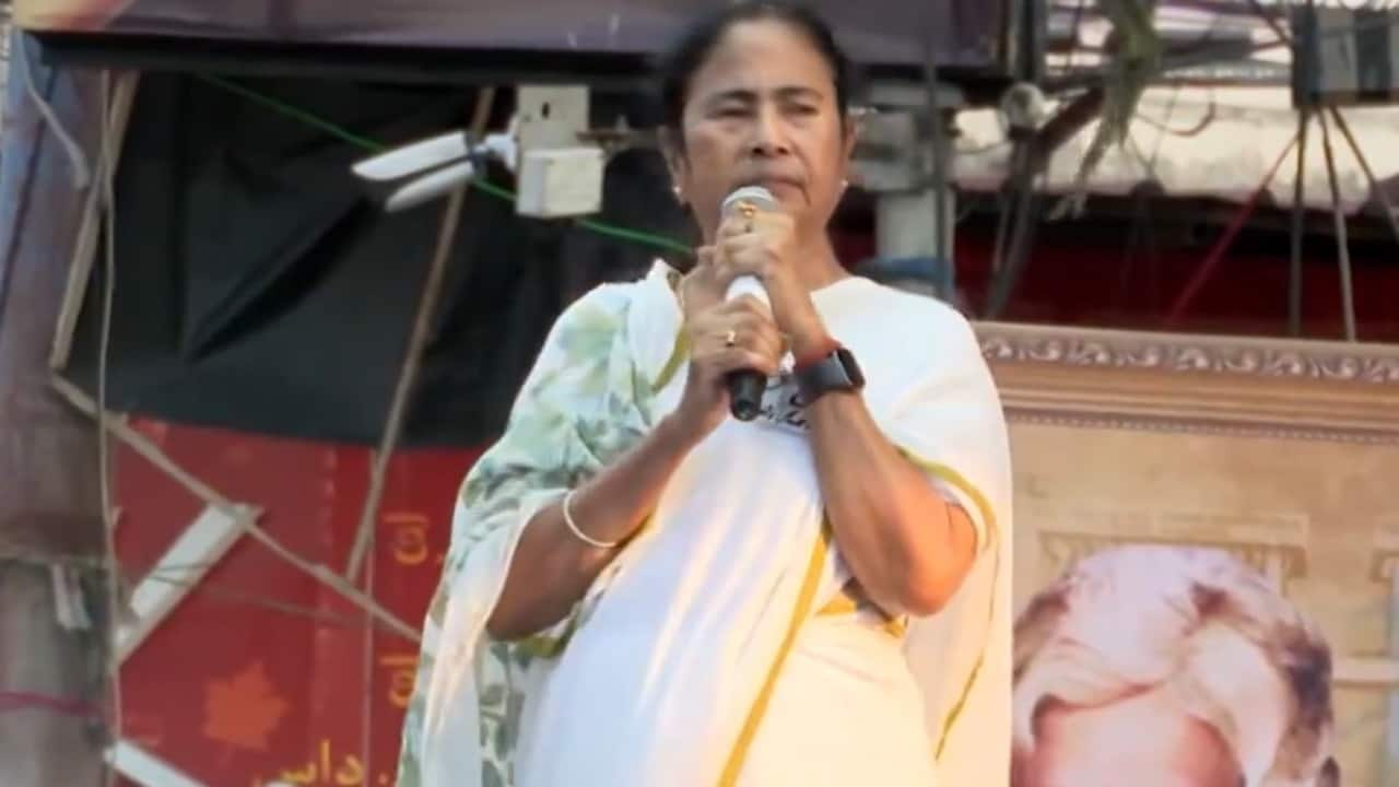 Kolkata Rape-Murder Case Highlights: Mamata Banerjee Invites Agitating ...