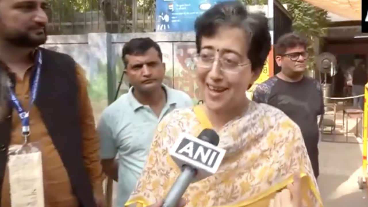 Atishi Accuses BJP Workers Of Vandalising Delhi Jal Board Office ...