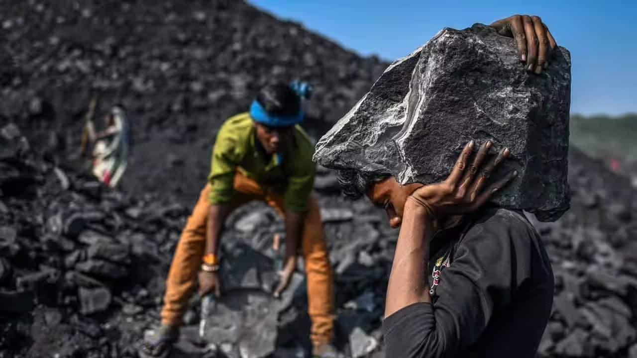 Coal India to spend Rs 67,000 crore on coal-fired plants near mines