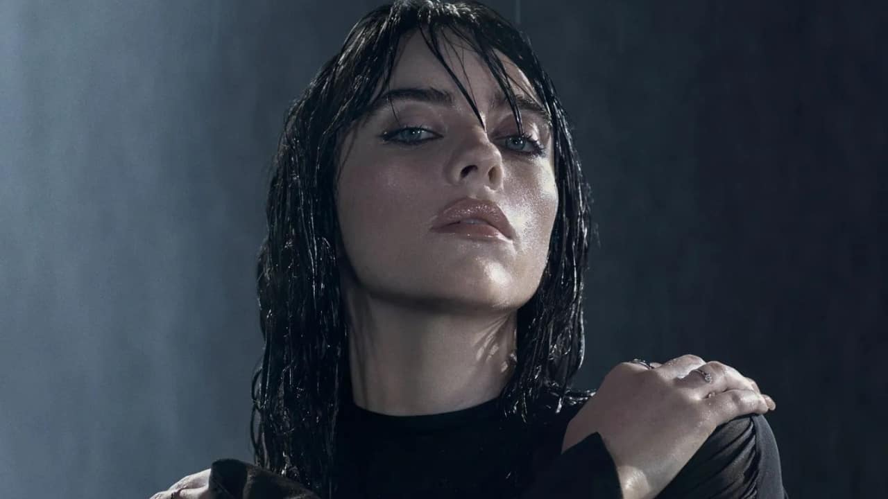 Billie Eilish says performing for three hours at a concert is ‘literally psychotic’ Billie Eilish says performing for three hours at a concert is ‘literally psychotic’