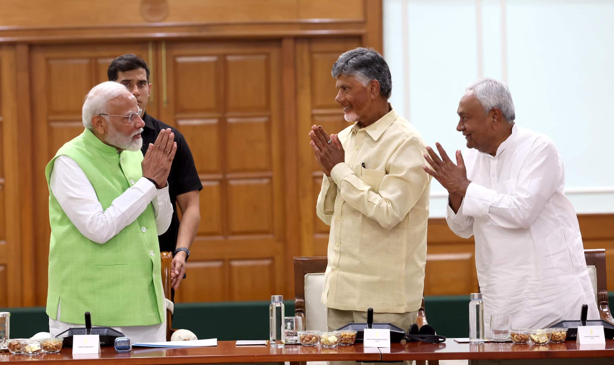 Why are TDP AND JD(U) eyeing the speaker's post in NDA coalition?