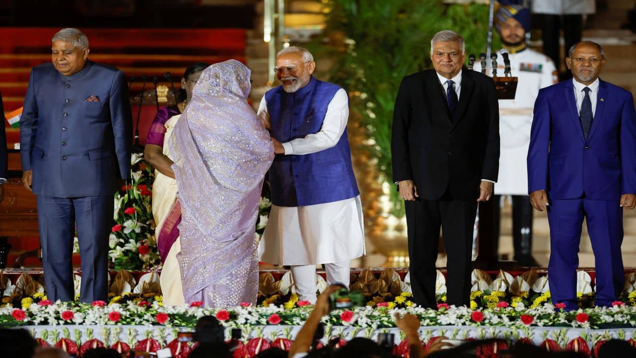 Bangladesh's Prime Minister Sheikh Hasina speaks with India's Prime Minister Narendra Modi, during a swearing-in ceremony at the presidential palace in New Delhi, India, June 9, 2024. REUTERS/Adnan Abidi Bangladesh's Prime Minister Sheikh Hasina speaks with India's Prime Minister Narendra Modi, during a swearing-in ceremony at the presidential palace in New Delhi, India, June 9, 2024. REUTERS/Adnan Abidi