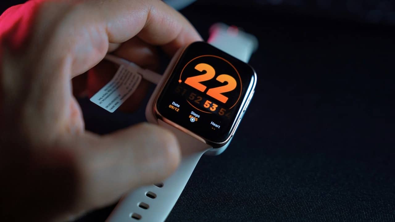 India’s smartwatch shipments stagnate for the first time as top players struggle: Report