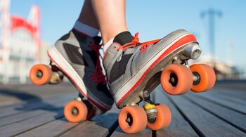 Health benefits of roller skates: This activity offers a full-body workout, improving balance, coordination, and cardiovascular health (Image: Canva)