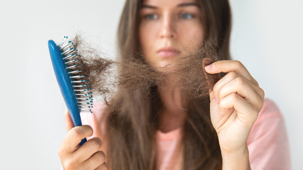 Home remedies for hair fall: Use green tea, onion juice, essential oils on your scalp